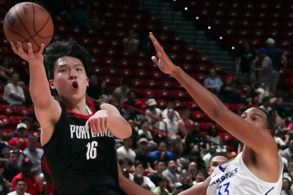  杨瀚森首分闪耀赛场！勇士119-97轻取开拓者，夏普独木难支